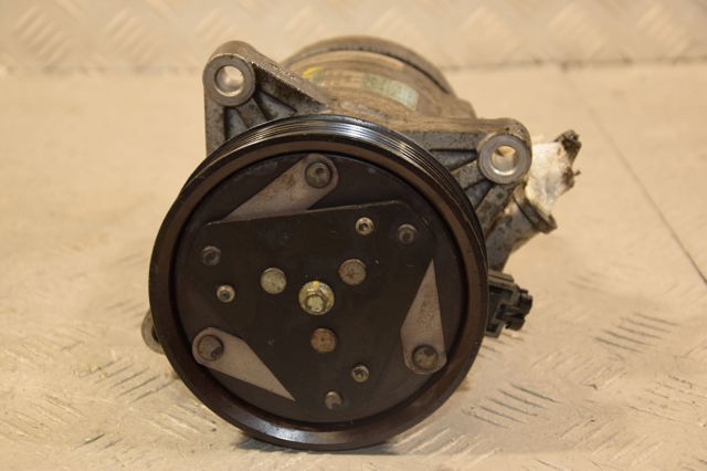 Компрессор хладагента 96861885 OPEL
