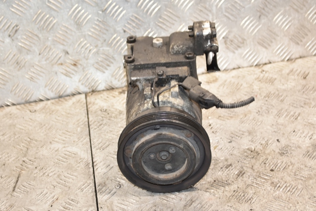 Компрессор хладагента 977011C600 HYUNDAI