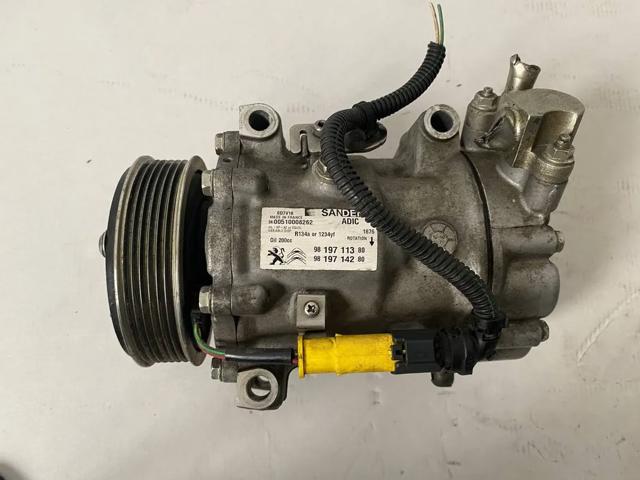 Компрессор кондиционера 9819711380 PEUGEOT
