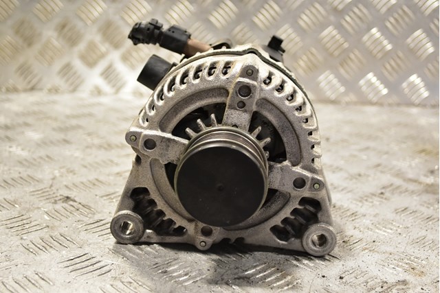 Генератор автомобиля Peugeot 308 2