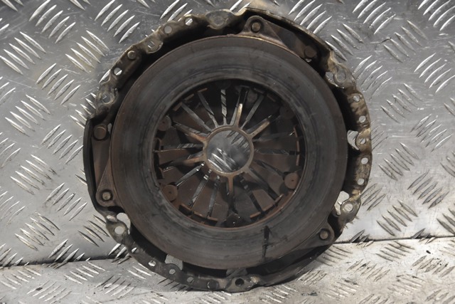 MERCEDES A0002523411 Корзина сцепления в наличии Ровно