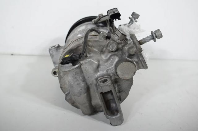 Компрессор хладагента A0008304202 MERCEDES