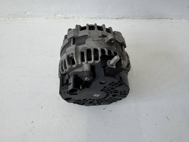 Автомобильный генератор A0009063822 MERCEDES