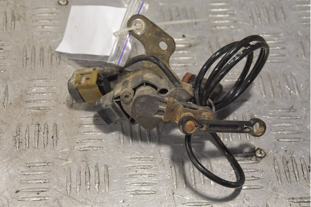 MERCEDES A0035426618 Датчик уровня положения кузова передний в наличии Чернигов