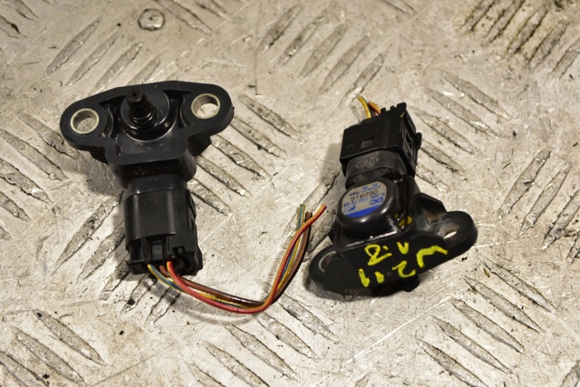 MERCEDES A0051537228 Датчик давления наддува в наличии Каменское