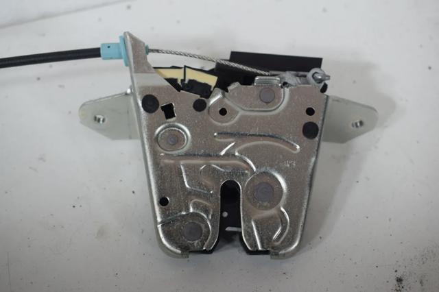 Замок крышки багажника A0997400600 MERCEDES