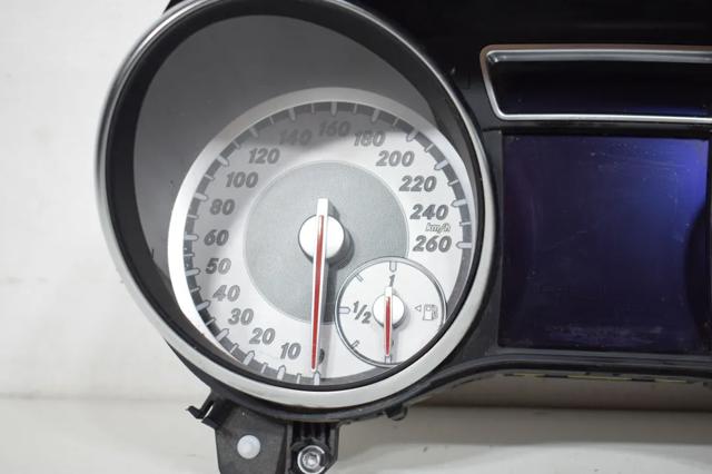 MERCEDES A1569009802 Панель приборов в наличии Кривой Рог