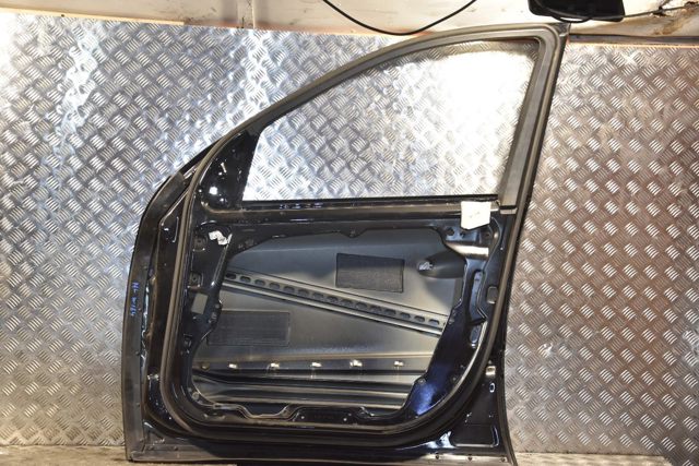 MERCEDES A1647201005 Дверь передняя правая в наличии Харьков