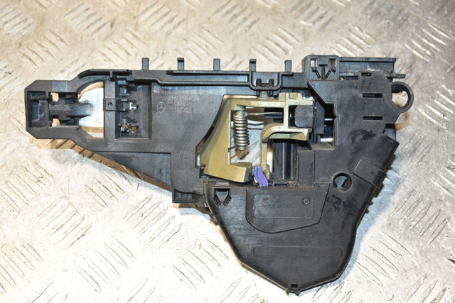 1647601834 MERCEDES купить в Каменское