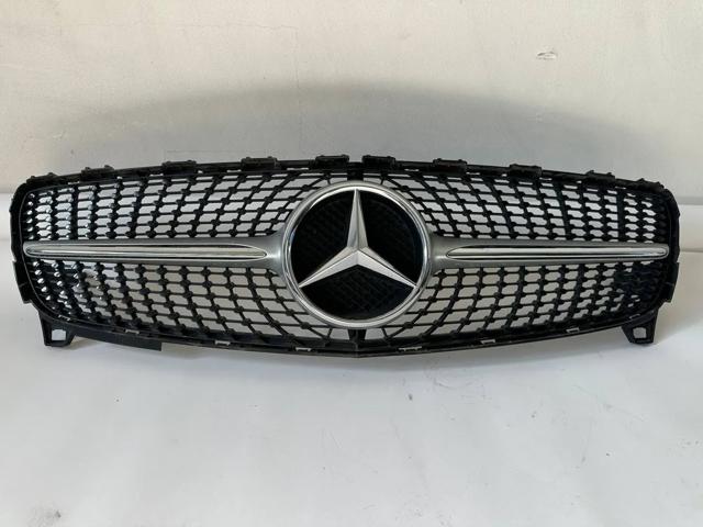 Облицовка радиатора A1768881760 MERCEDES