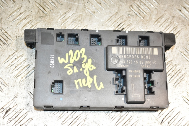 Блок комфорта передней двери A2038201585 MERCEDES
