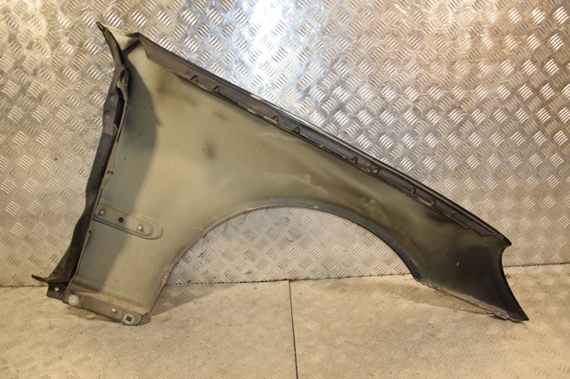 A2038800118 Крыло переднее левое купить Полтава