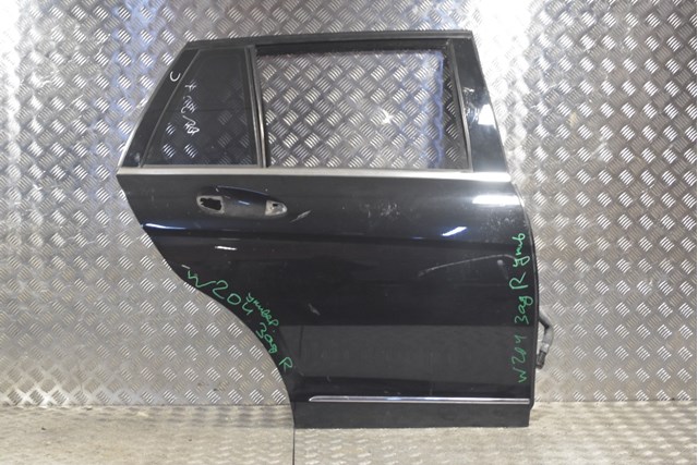 Дверь задняя, правая A2047302400 MERCEDES