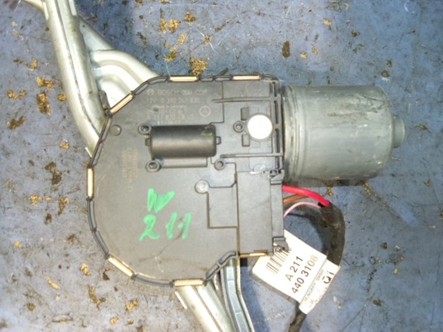 Моторчик стеклоочистителя передний mercedes (w211) A2118204842