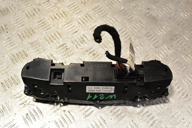 2118300685 MERCEDES Блок управления кондиционером купить в Ужгород