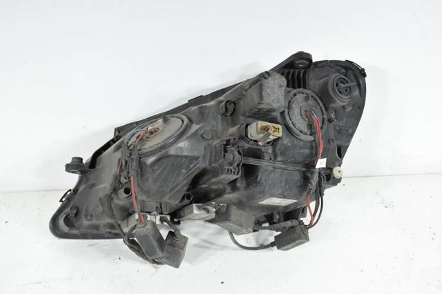 MERCEDES A2128208261 Правая фара в наличии Николаев