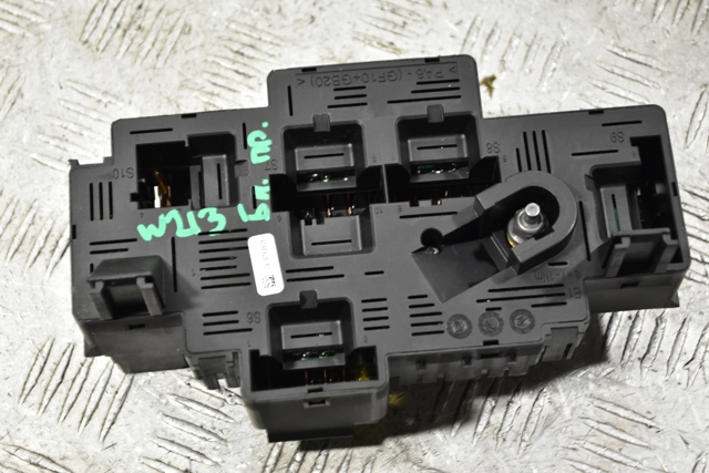 MERCEDES A2139062202 Блок предохранителей в наличии Николаев
