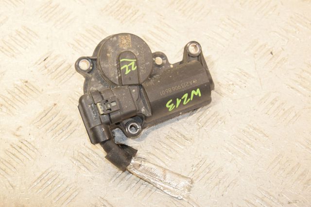Сервопривод заслонки глушителя A2139068601 MERCEDES