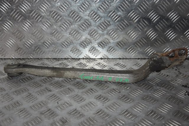Балансир задний нижний, правый A2303500429 MERCEDES