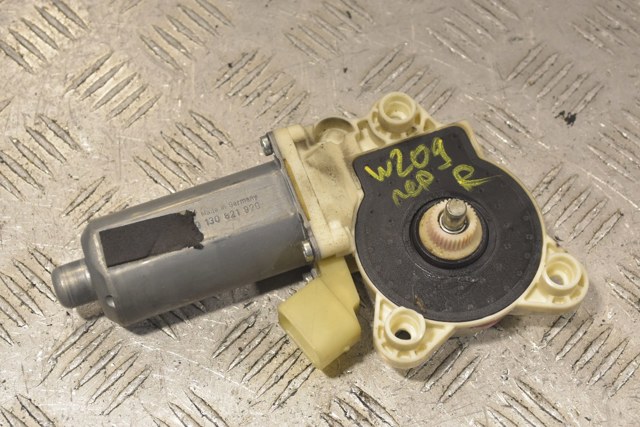 A2308200942 MERCEDES Мотор стеклоподъемника двери передней левой купить в Киев
