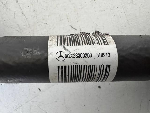 Вал приводной правый A2423300200 MERCEDES