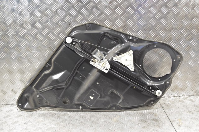A2518200208 MERCEDES Мотор стеклоподъемника двери задней правой купить в Ровно