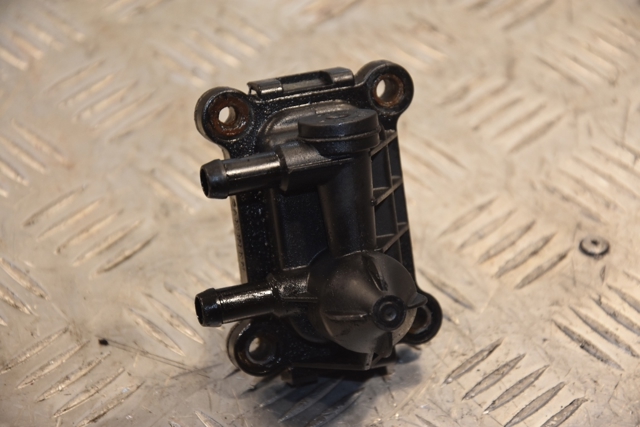 A6110700179 MERCEDES Теплообменик охлаждения топлива купить в Кривой Рог