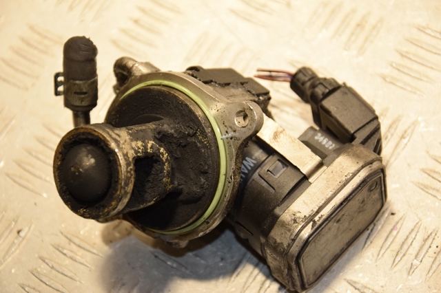 A6401401860 Клапан EGR рециркуляции газов купить Ровно