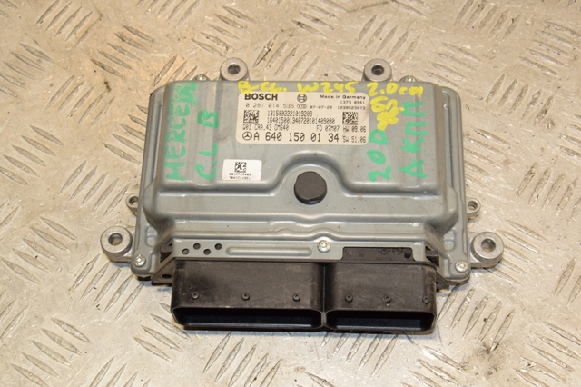 Компьютер двигателя A6401500134 MERCEDES