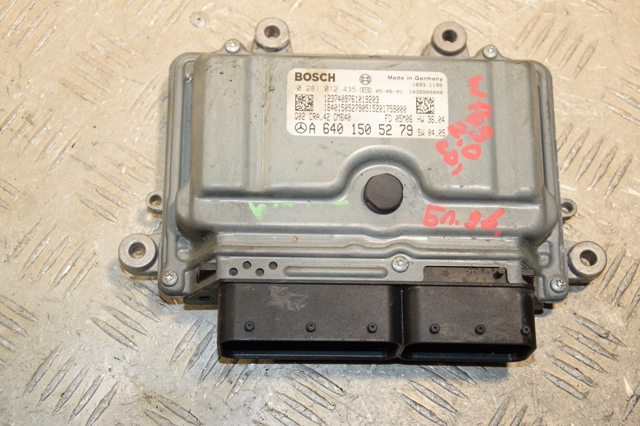 Компьютер двигателя A6401505279 MERCEDES