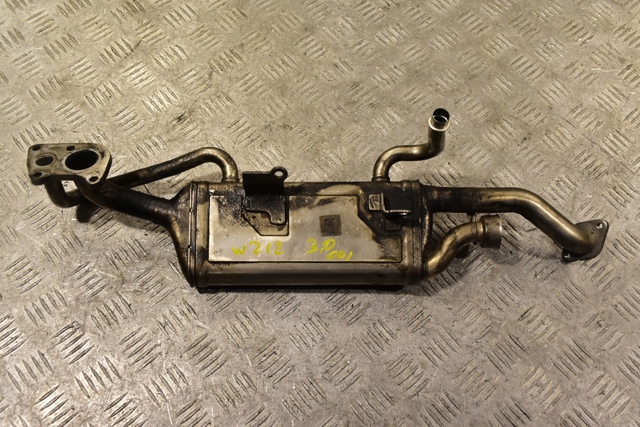 MERCEDES A6421401175 в наличии Чернигов