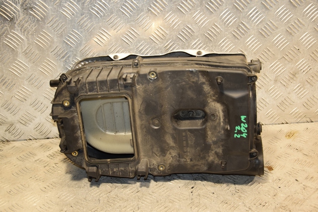 Коробка фильтра A6510901101 MERCEDES