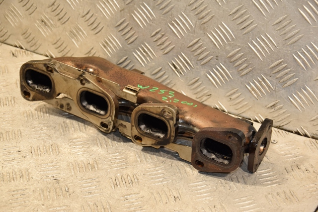 Газопроводы (коллектор выпускной) A6511400909 MERCEDES