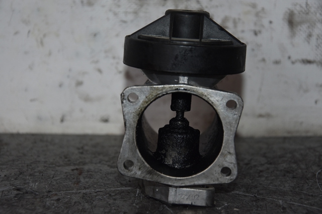 Клапан рециркуляции отработавших газов EGR A6680900454 MERCEDES