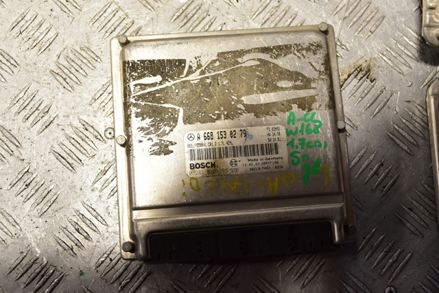 Модуль управления двигателем A6681530279 MERCEDES