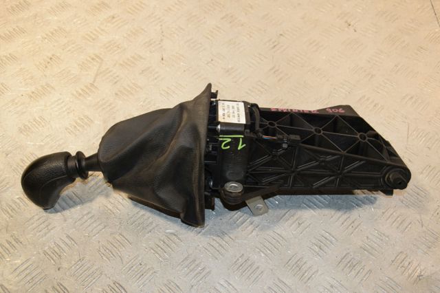 Рычаг переключения передач A9062603309 MERCEDES