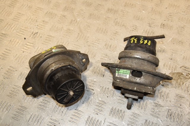Передняя опора двигателя AH226A003BA LAND ROVER