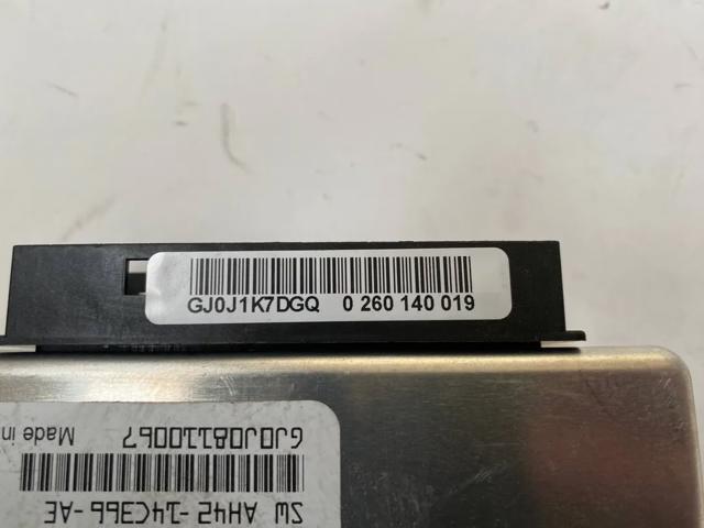 LAND ROVER AH427H417AE в наличии Ровно