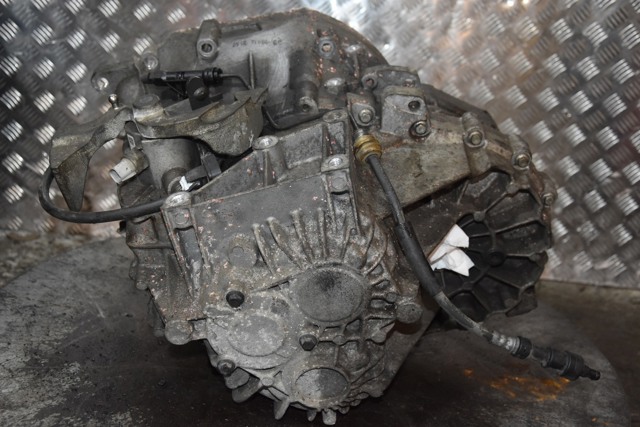 AV4R7002BC FORD КПП купить в Черкассы
