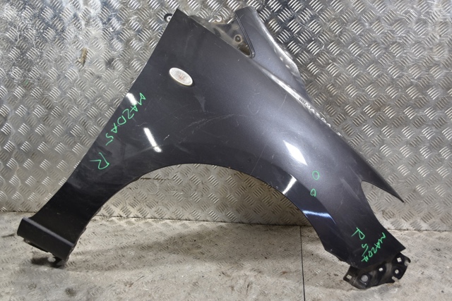 Крыло переднее правое C23552111C MAZDA