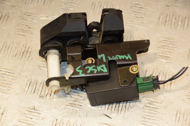 Замок двери багажника CWC500030 LAND ROVER