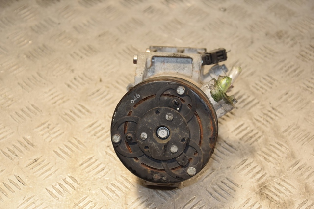 Компрессор хладагента DB5H61450 MAZDA