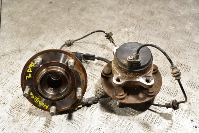 Ступица заднего колеса DG9C2C299B2F FORD