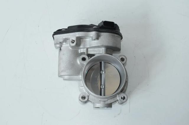 Дроссельная заслонка в сборе DS7E9F991AK FORD