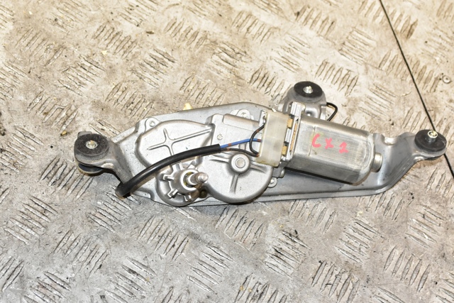 Стеклоочиститель двери задка EG2167450C MAZDA