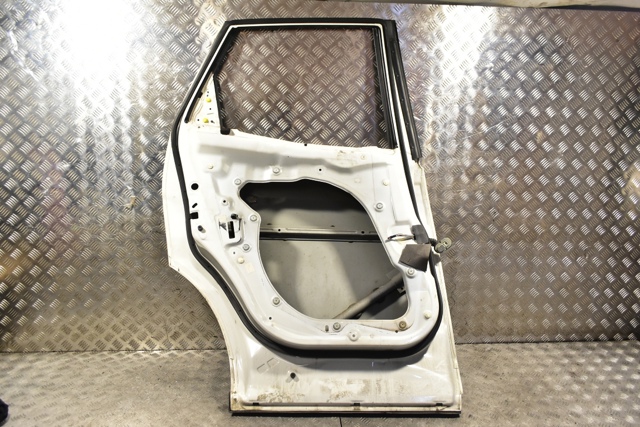 MAZDA EGY17302XP Дверь задняя левая в наличии Сумы