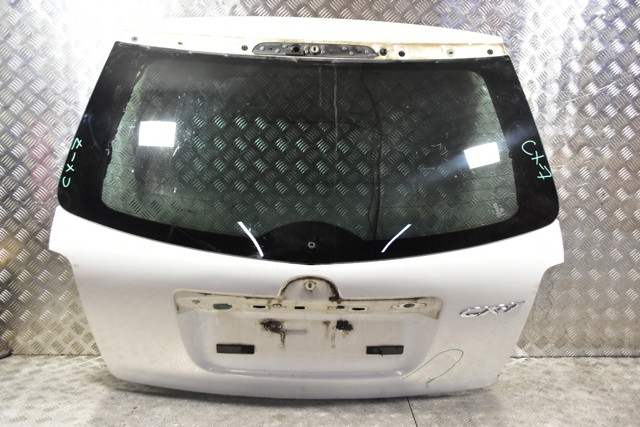Задняя дверь EGY56202XA MAZDA