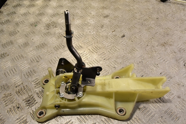 EH1446100 MAZDA купить в Днепр