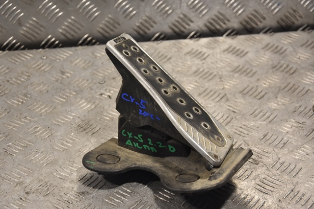 Педаль акселератора GHK341600 MAZDA