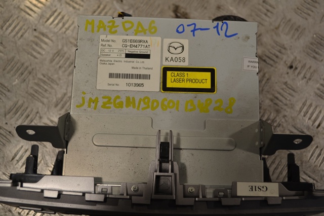 MAZDA GS1E669RXA Магнитола (радио AM/FM) в наличии Киев